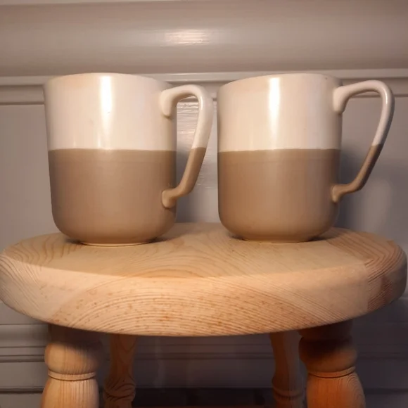 Modern Ceramic Mug Pair - Picture 1 of 6